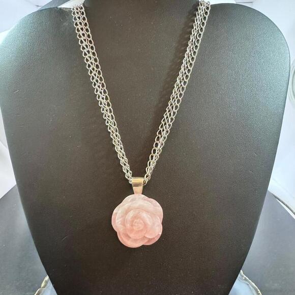 Jewelry - Carolyn Pollack Sterling Carved Rose Quartz Rose Pendant With Chain Necklace